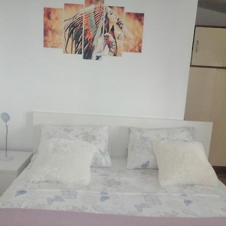 Apartman Ivo Apartment Baska Voda Luaran gambar