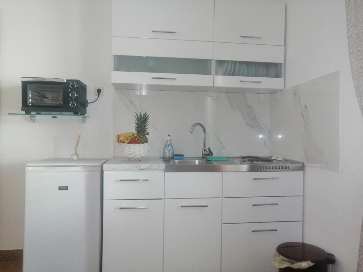Apartman Ivo Apartment Baska Voda Luaran gambar