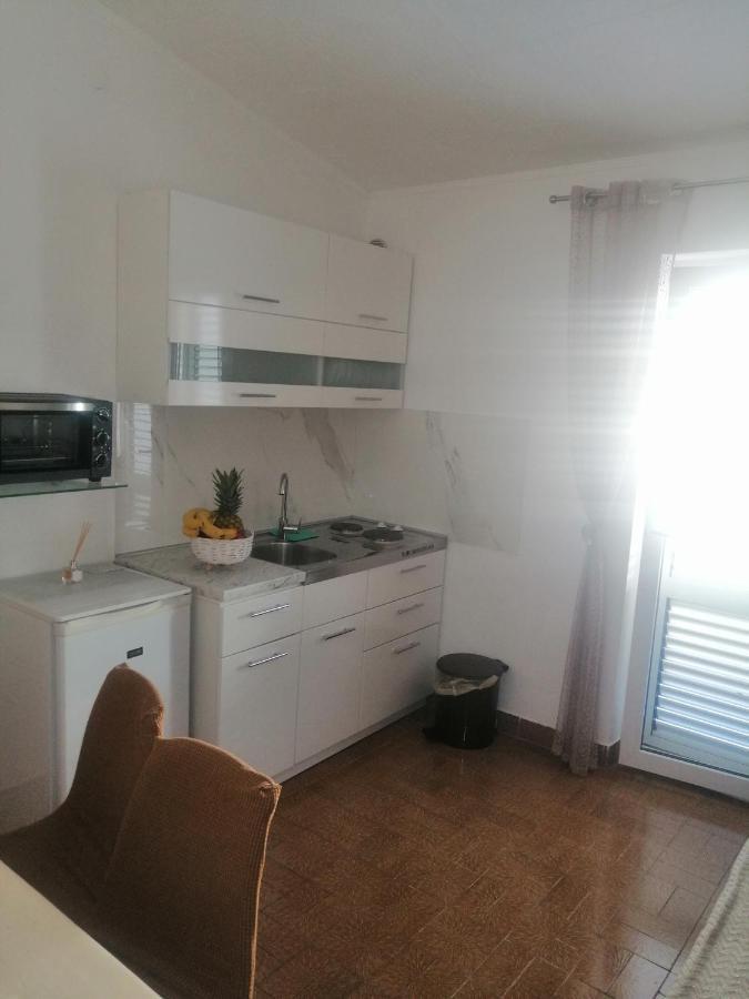 Apartman Ivo Apartment Baska Voda Luaran gambar